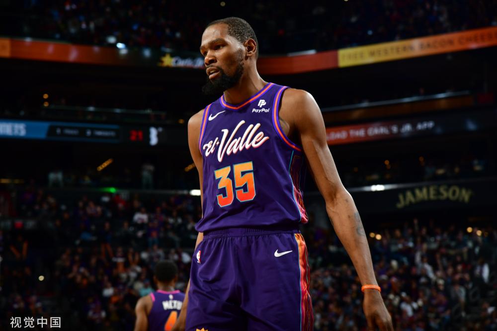 嘉纪在前场 嘉纪在前场